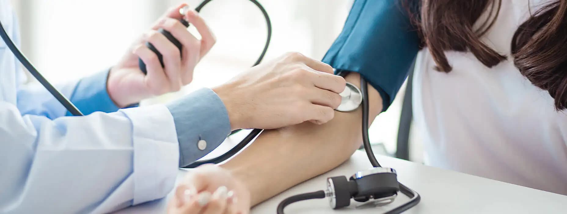 Czym jest ciśnienie? Jak leczyć nadciśnienie tętnicze?
