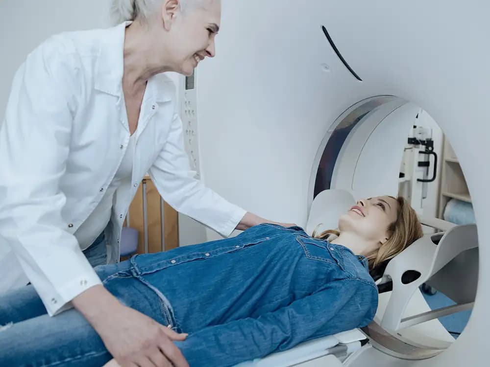Tomografia komputerowa klatki piersiowej (z możliwością kontrastu)