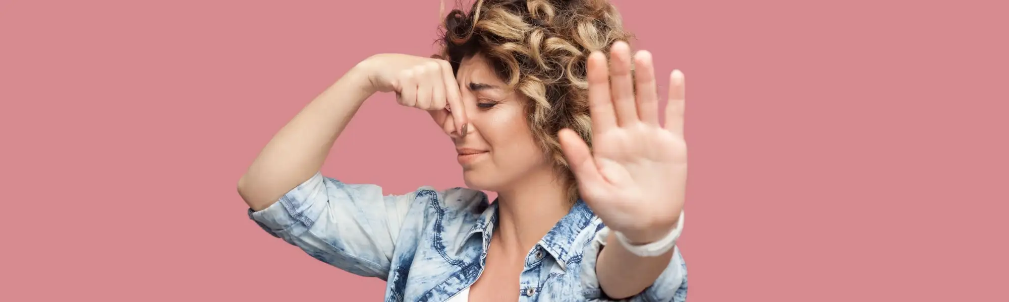 Halitoza — objawy, przyczyny, diagnostyka i leczenie u dorosłych i dzieci