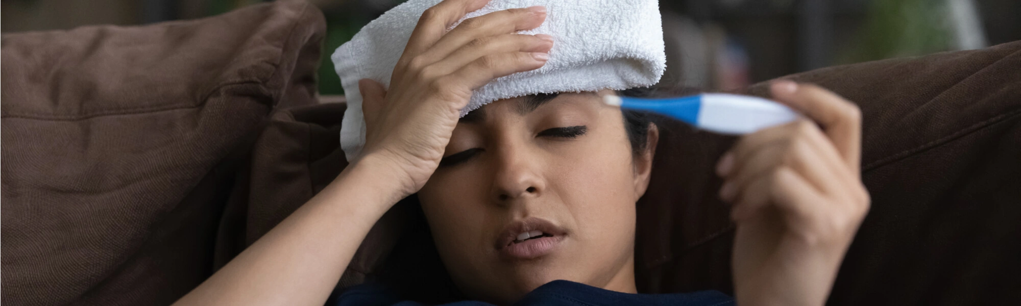 Gorączka - co to jest, kiedy zbijać, leki przeciwgorączkowe