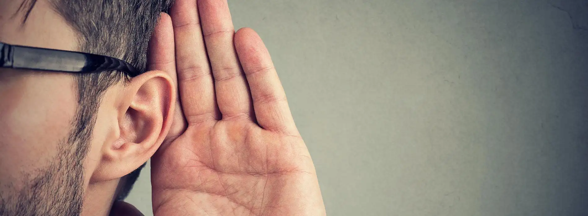 Niedosłuch wrodzony u dzieci - przyczyny i uwarunkowanie genetyczne